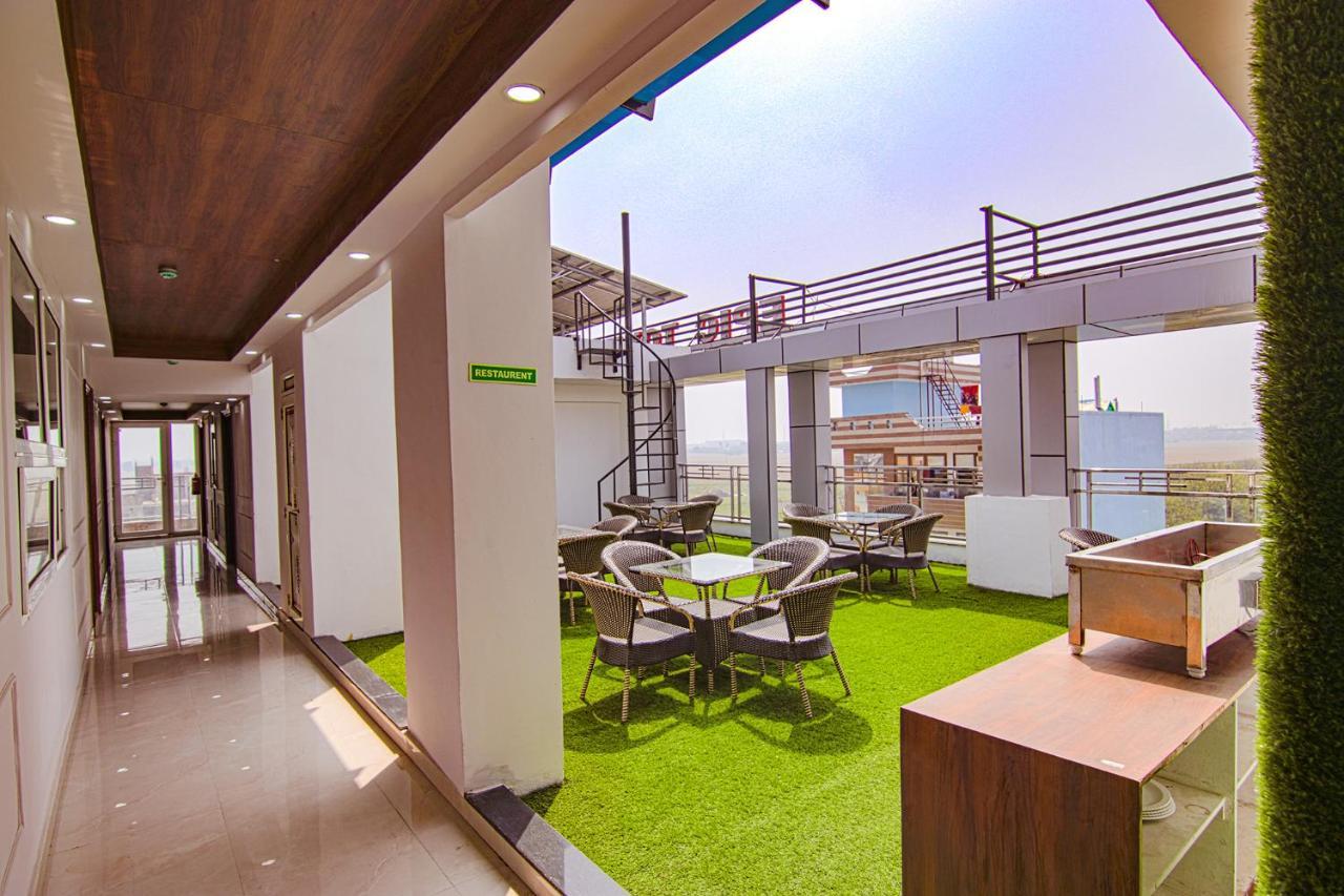 Fabhotel Satyam International Νόιντα Εξωτερικό φωτογραφία