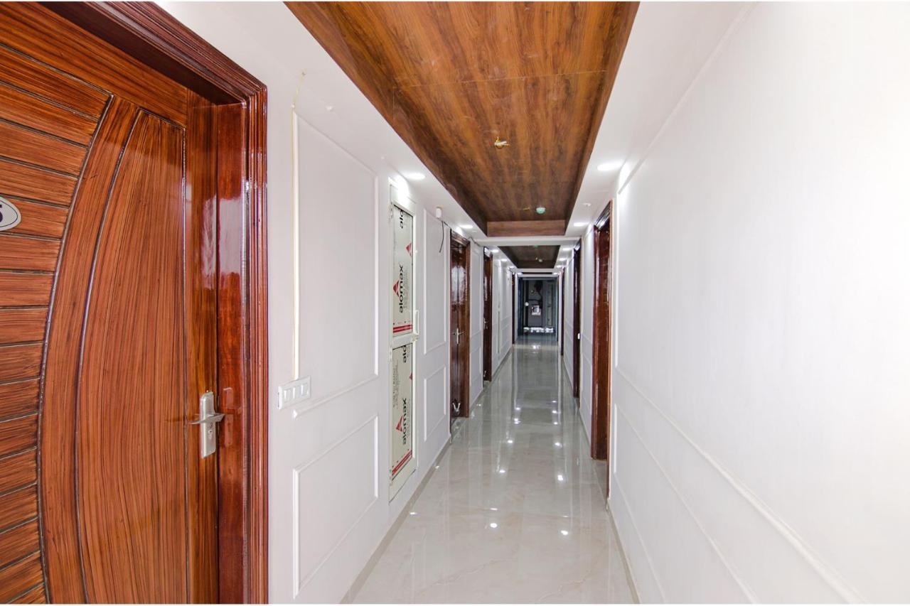 Fabhotel Satyam International Νόιντα Εξωτερικό φωτογραφία