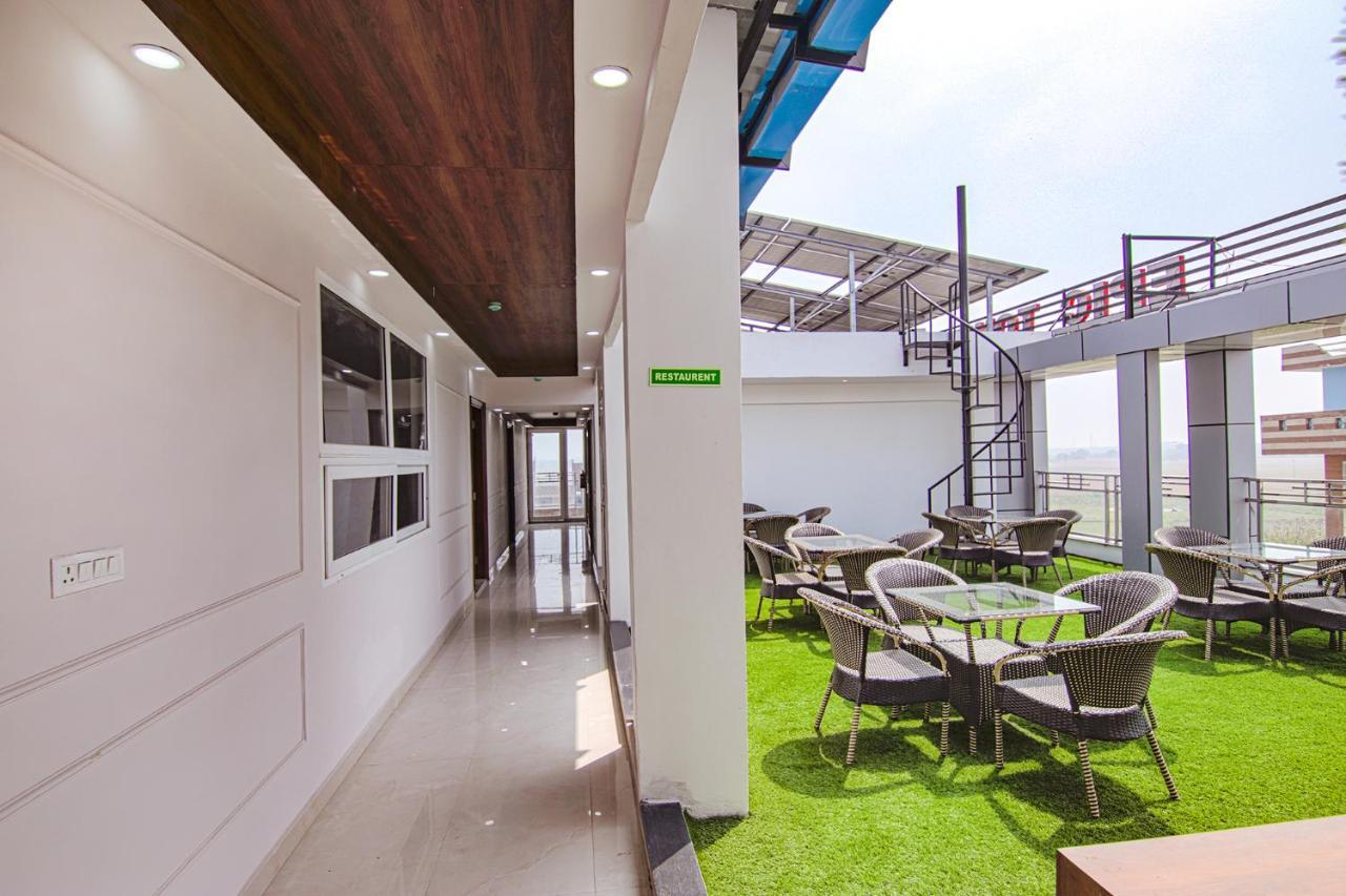 Fabhotel Satyam International Νόιντα Εξωτερικό φωτογραφία